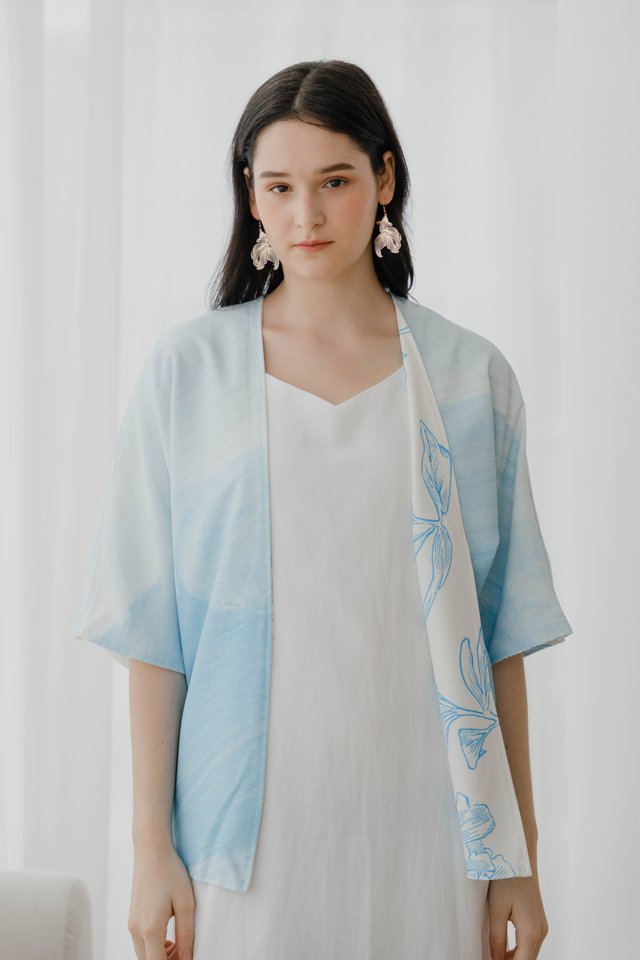 Reversible Kimono in Wave