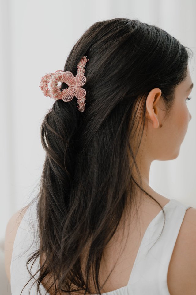 9cm | Tweed Butterfly Claw Clip in Pink