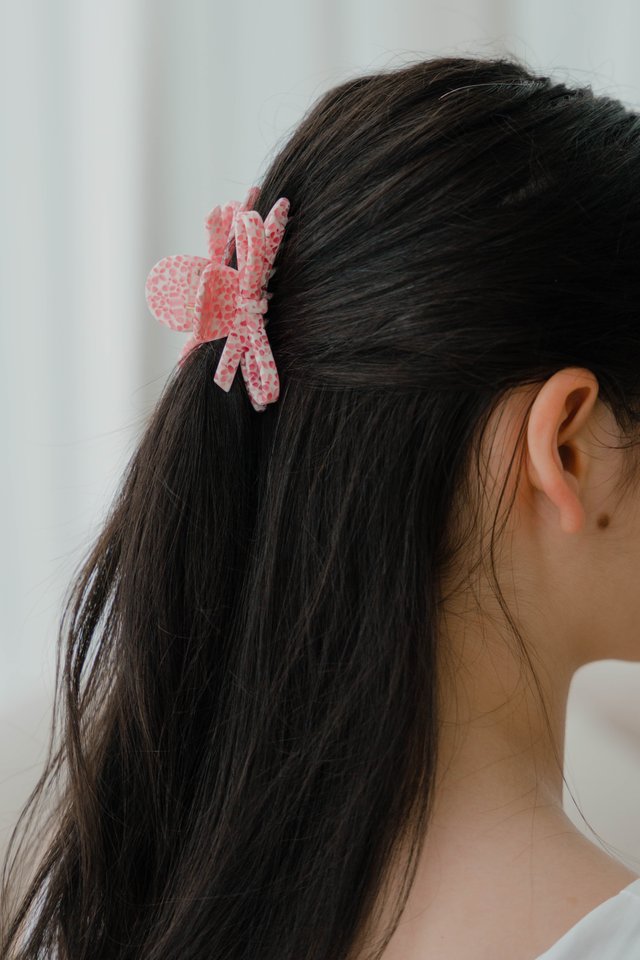 Sweet Bow Claw Clip in Coral