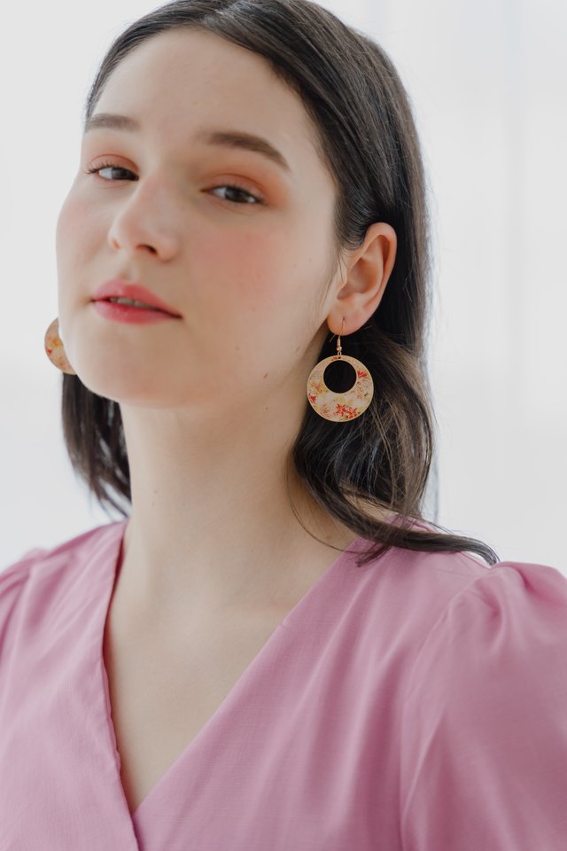Round Oriental Earrings in Pink