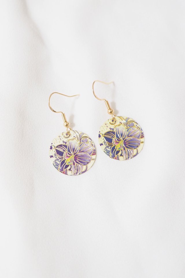 Mini Oriental Earrings in Violet