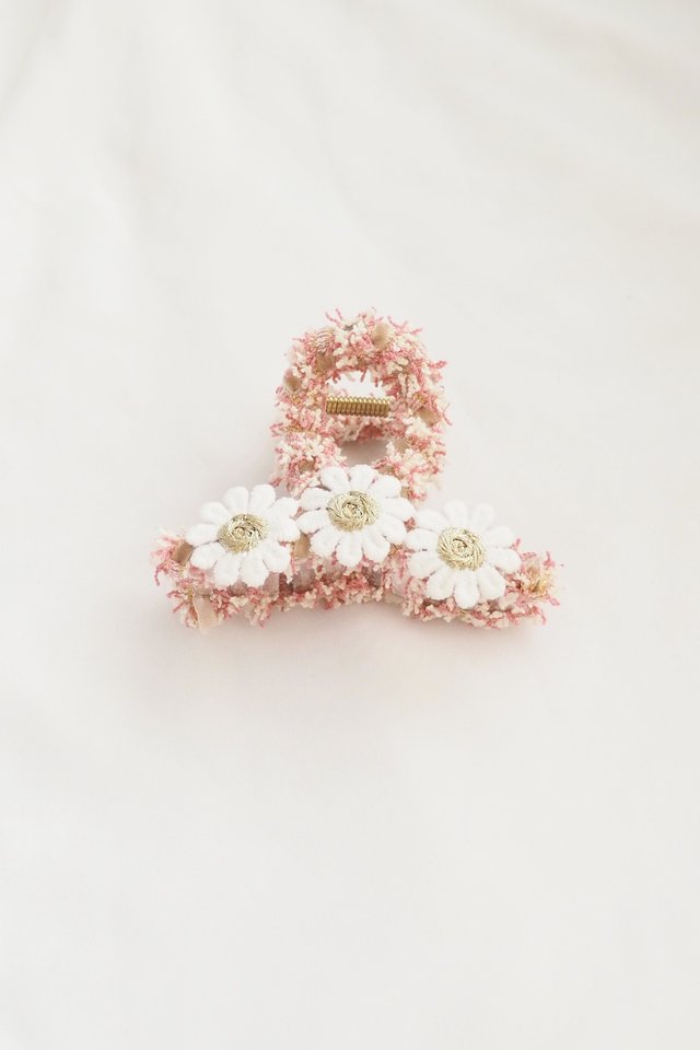 9cm | Tweed Flower Claw Clip in Pink