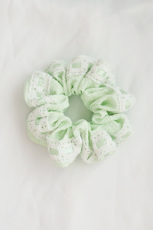 Scrunchie in Lime