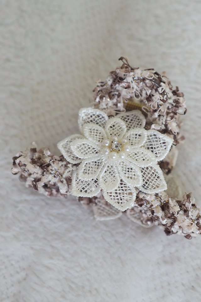 9cm | Cressida Flower Claw Clip