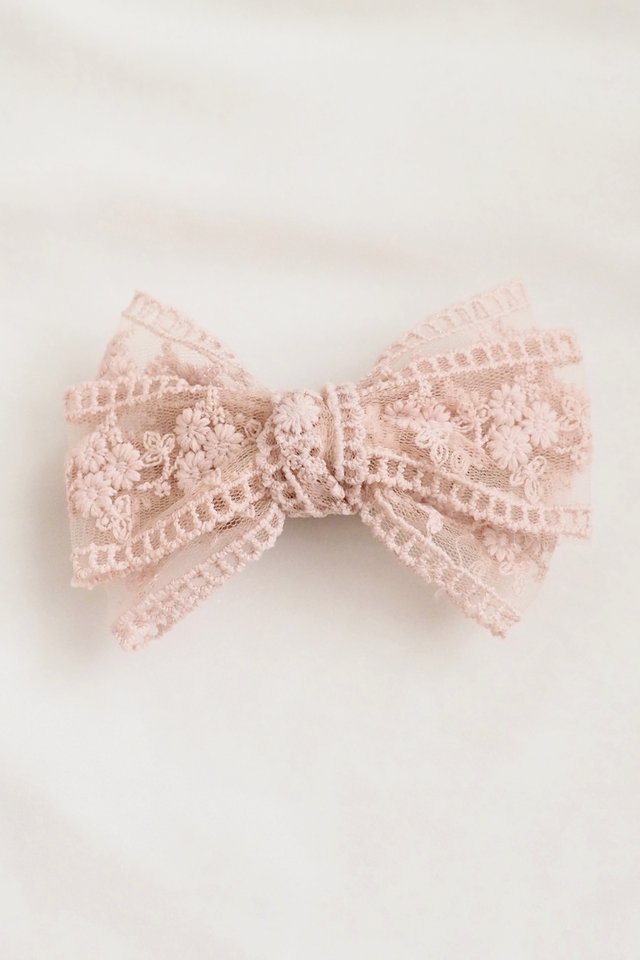 Lace Bow Barrette in Pink