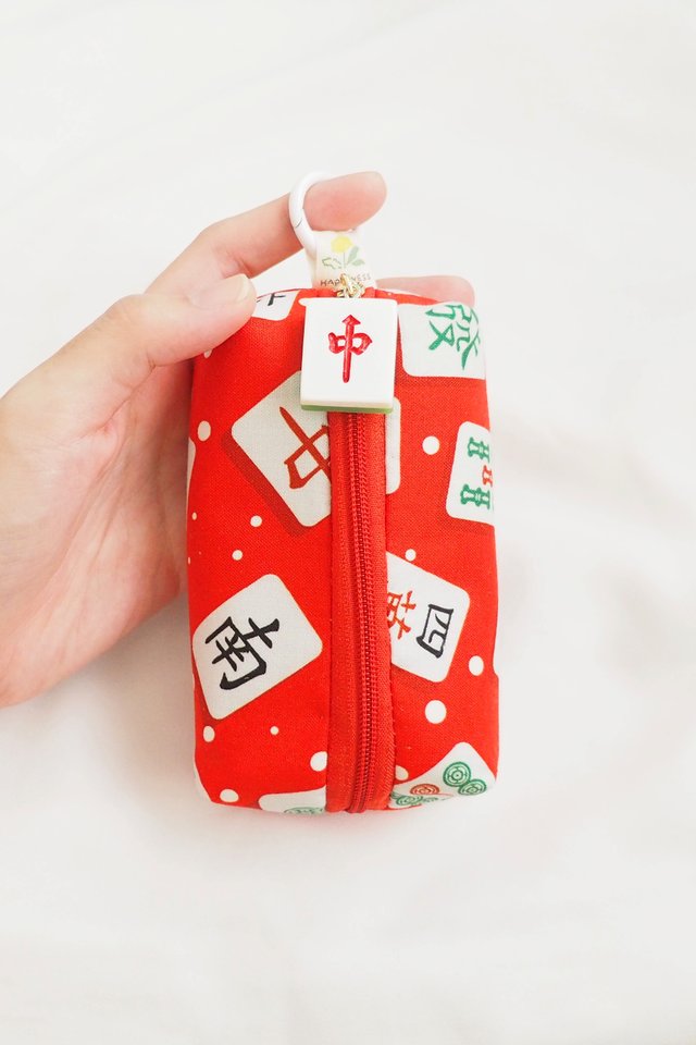 Small Pouch in Red Mahjong