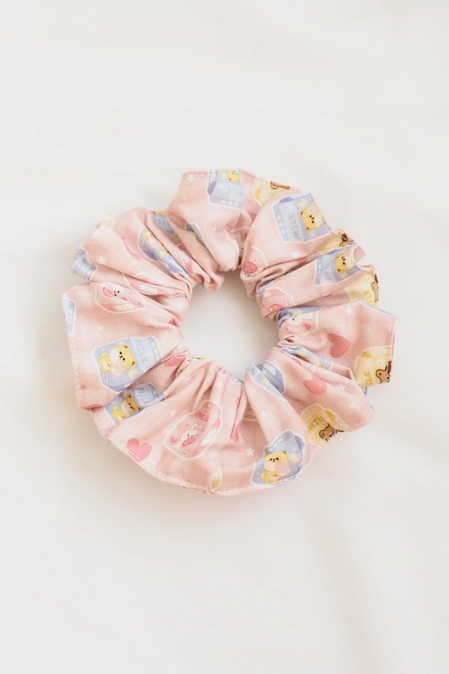 Scrunchie in Bear & Bunny Milk