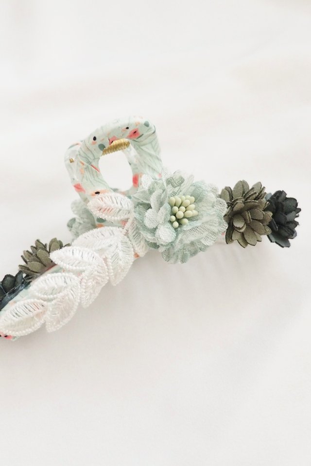 11cm | Una Flower Claw Clip