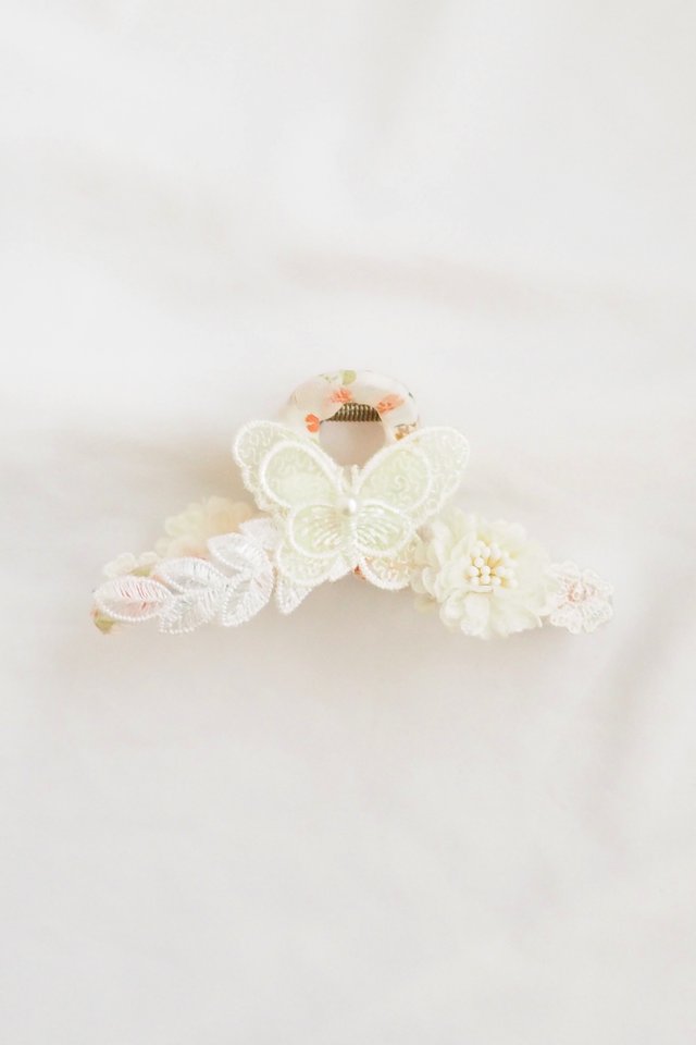 11cm | Zoella Flower Claw Clip