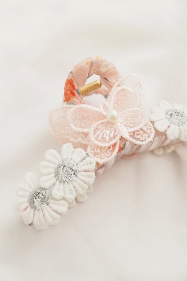 11cm | Kay Flower Claw Clip