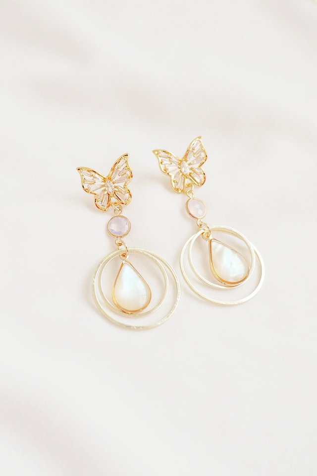 Butterfly Dangly Earstuds in Gold