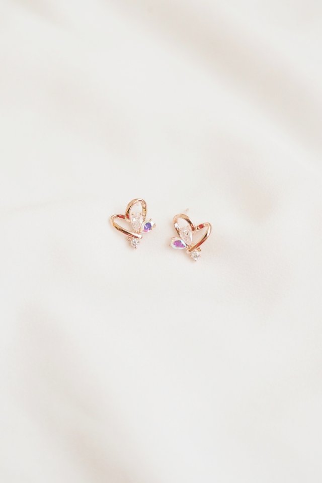 Heart Earstuds in Rose Gold