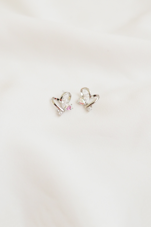 Heart Earstuds in Silver