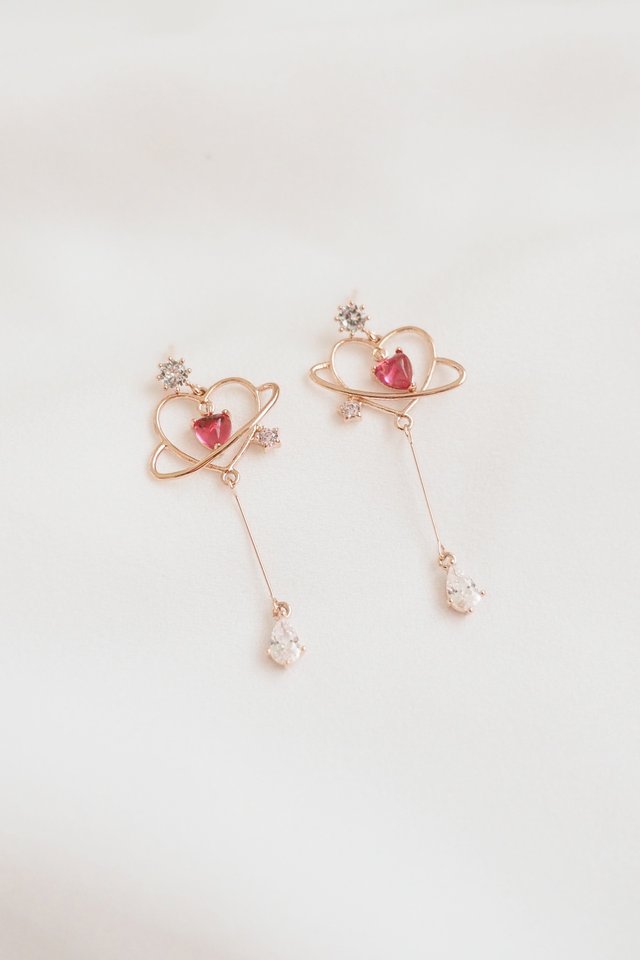 Heartopia Earstuds in Rose Gold