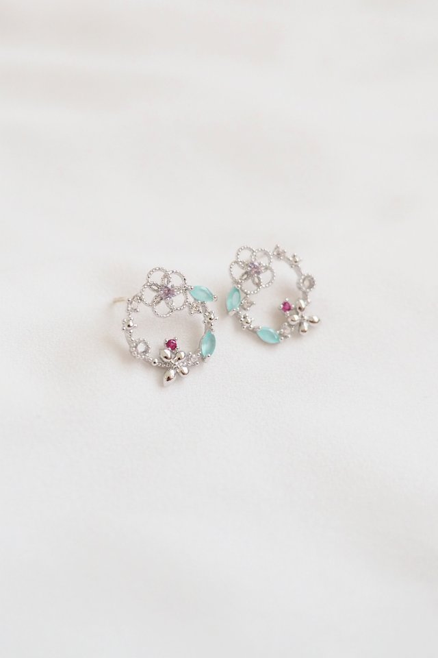 Penrose Earstuds in Silver