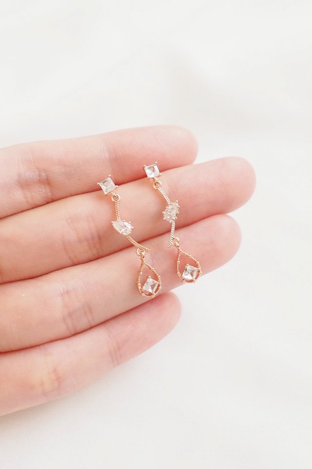 Little Gems Earstuds in Rose Gold