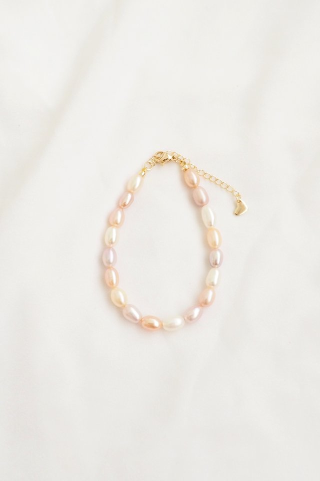 Jeanna Pearl Bracelet