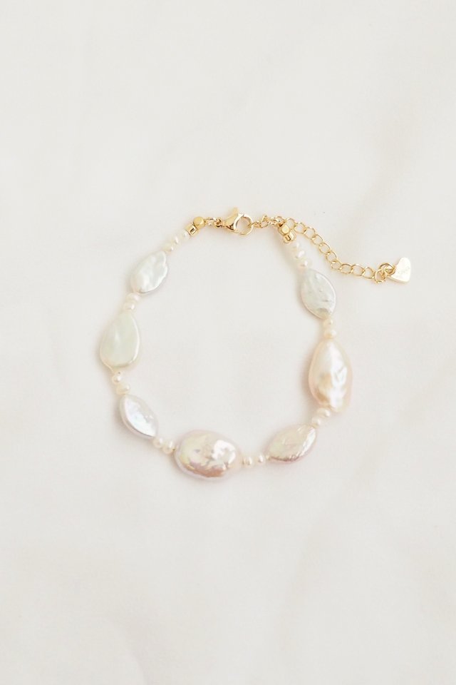 Han Pearl Bracelet