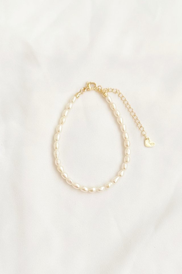 Amaris Pearl Bracelet