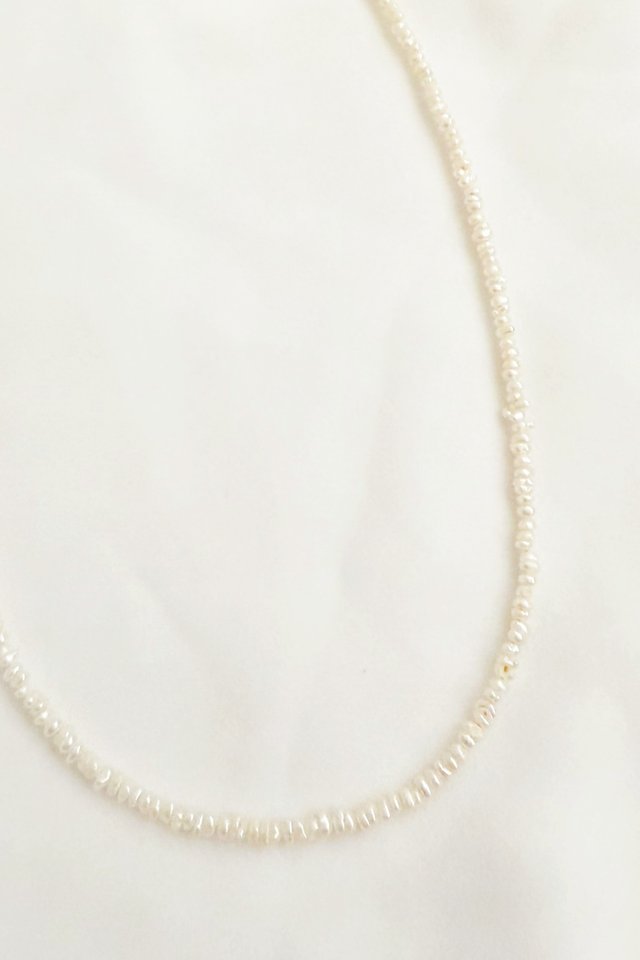Ellis Pearl Necklace