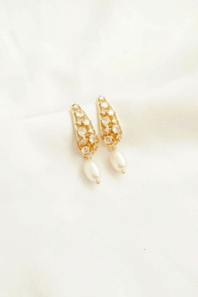 Bling Pearl Earstuds
