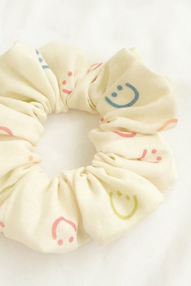Scrunchie in Smiley