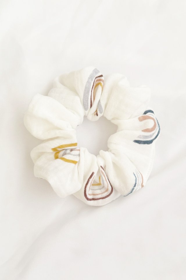 Scrunchie in Rainbow