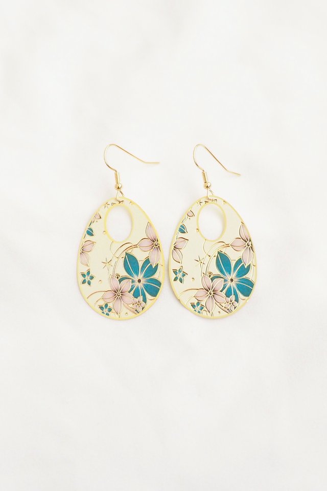 Teardrop Oriental Earrings in Blue Jasmine