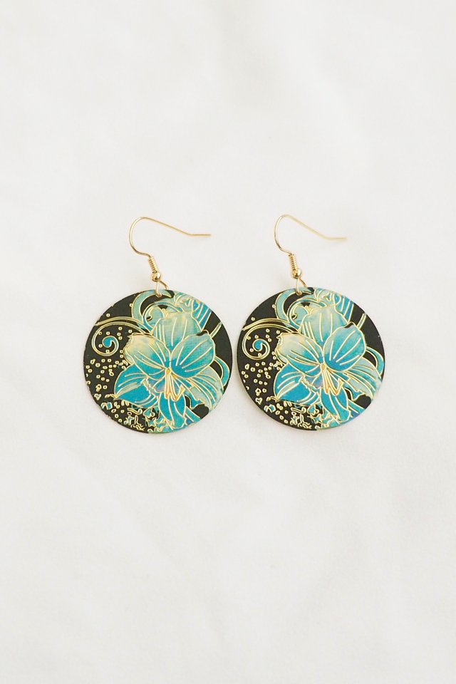 Round Oriental Earrings in Black Orchid