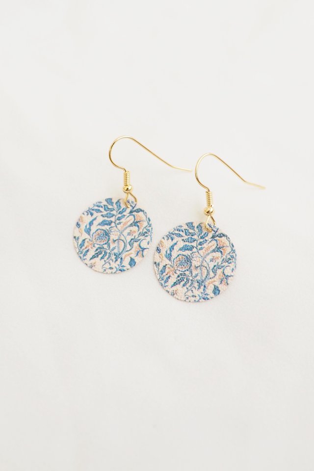 Mini Round Oriental Earrings in Blue