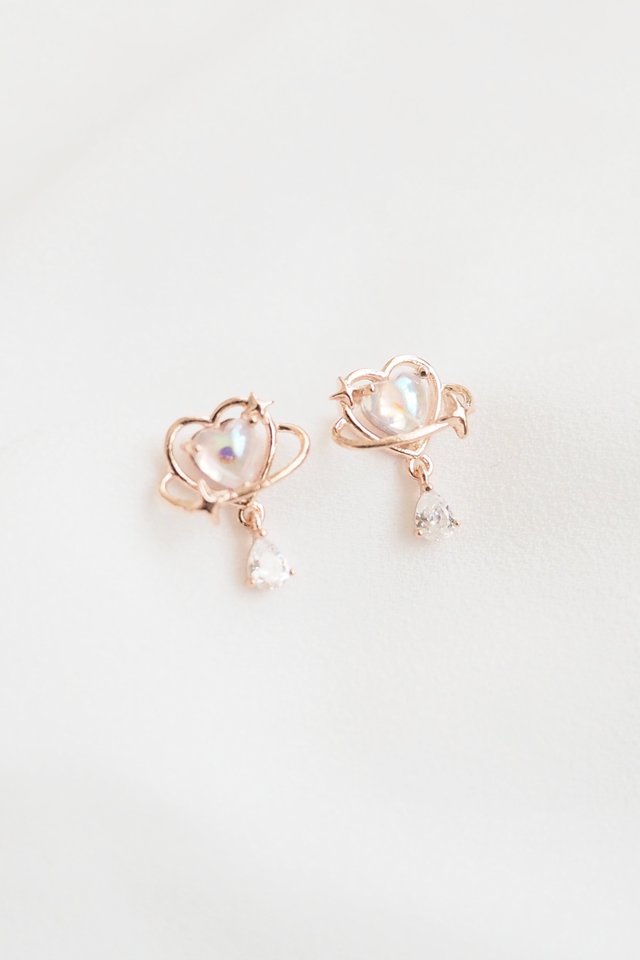 Heart Planet Earstuds in Rose Gold
