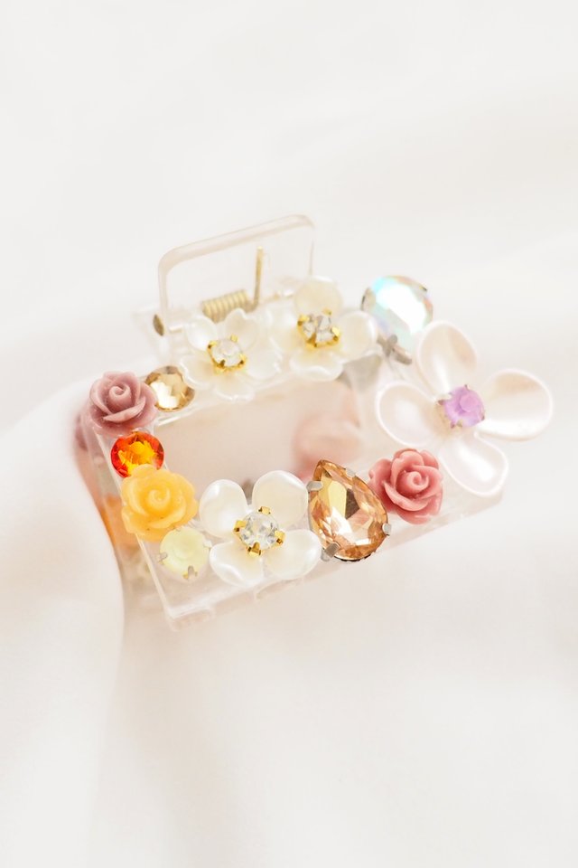 Fancy Medium Rectangle Claw Clip in A