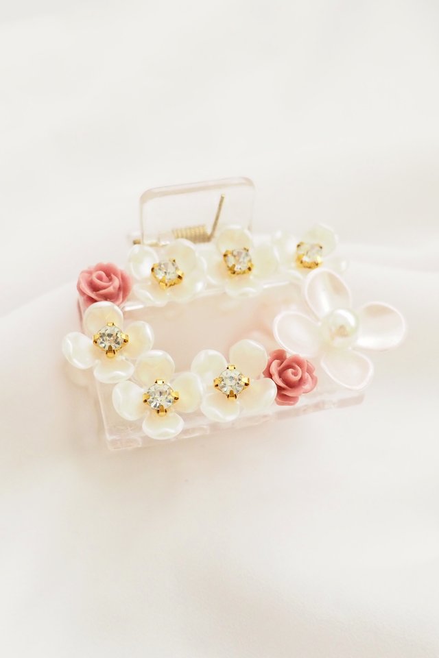 Fancy Medium Rectangle Claw Clip in G